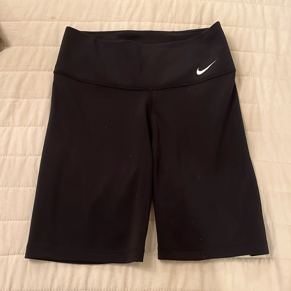 Nike Dri Fit Essentials Black Running Short 6” inseam Size XS